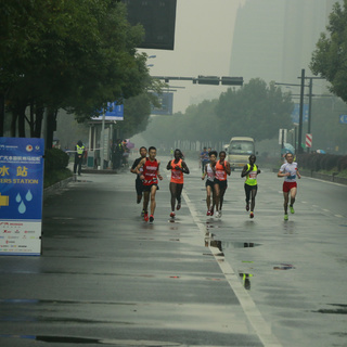 杭州馬拉松15公里By盧誠林