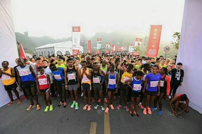2017萬盛青山湖國際馬拉松精彩紀實