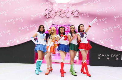 玫琳凱怡日健2017杭州國際女子馬拉松鳴槍開跑 數千名高顏值美女激情競跑“最美賽道”