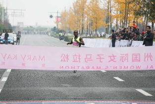 玫琳凱怡日健2017杭州國際女子馬拉松鳴槍開跑